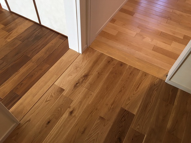 フローリング張り替え３　株式会社リプラス